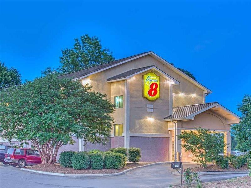 Super 8 By Wyndham Σάρλοτσβιλ Εξωτερικό φωτογραφία
